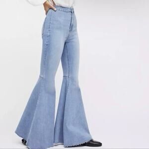 Free People Just Float on Flare Jeans in Bermonsdey Blue Sz 26 Long
